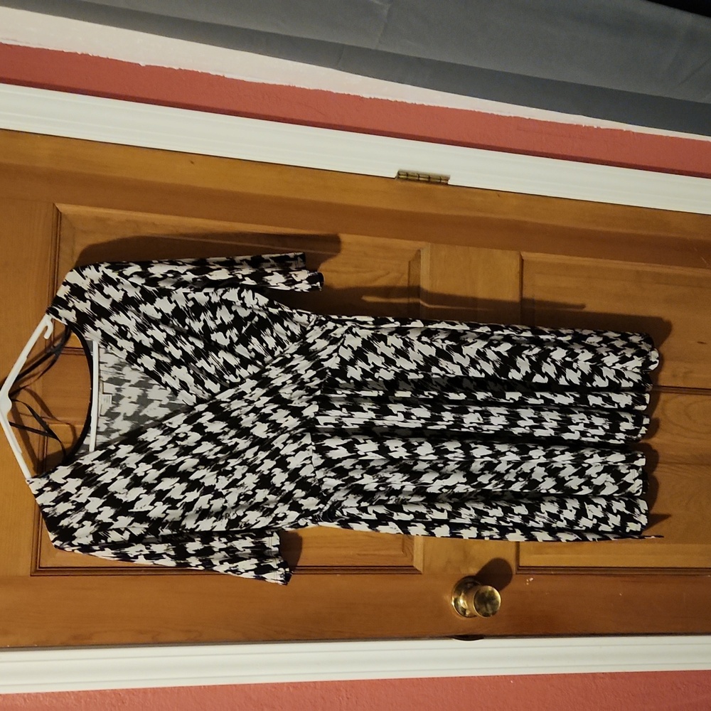 Black and white dress